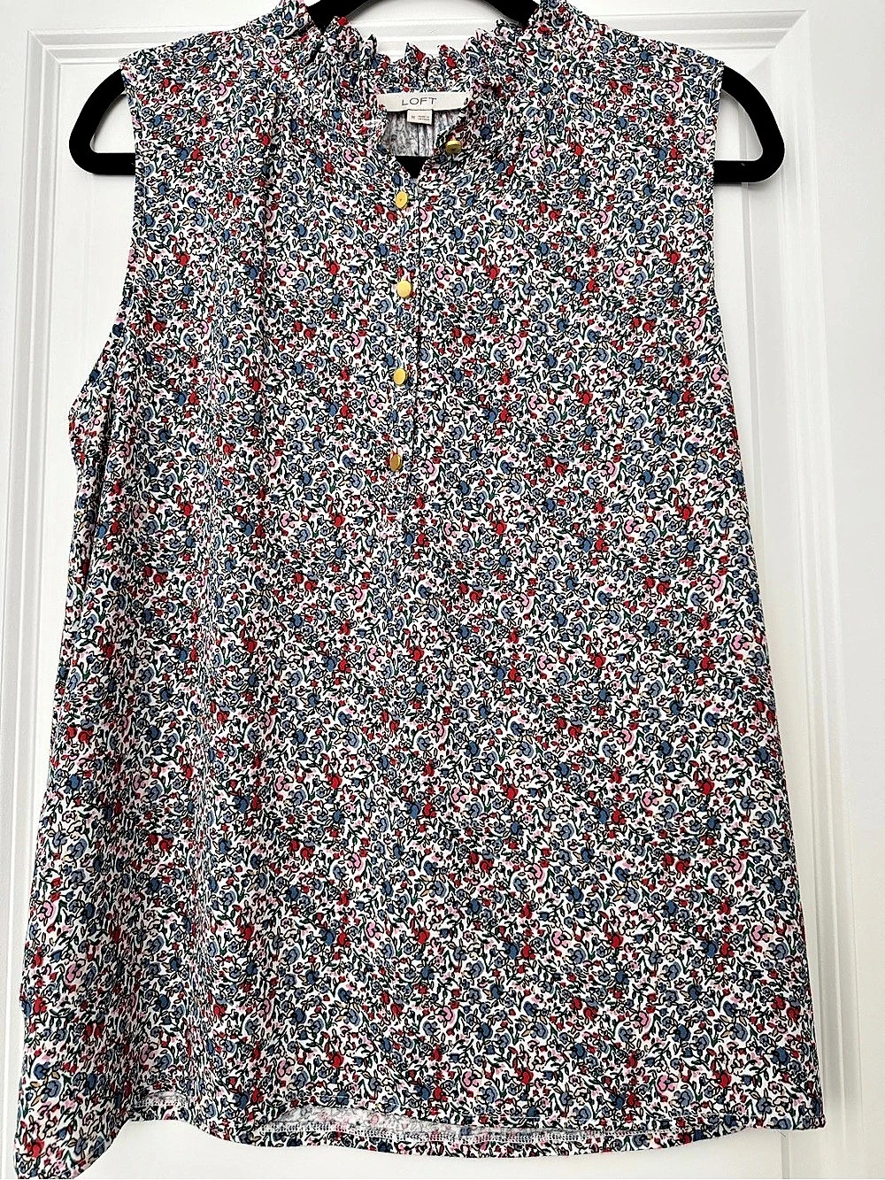 LOFT Floral Blouse in White & Multicolor Size Medium